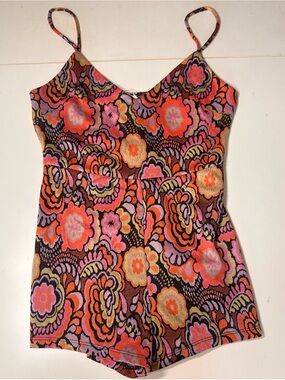 Zara Floral Knit Top in Orange, Pink, Purple and Brown